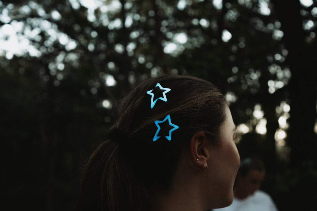 glow in the dark star clips